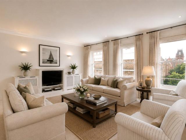 Studio for rent in Earl's Court, Greater London