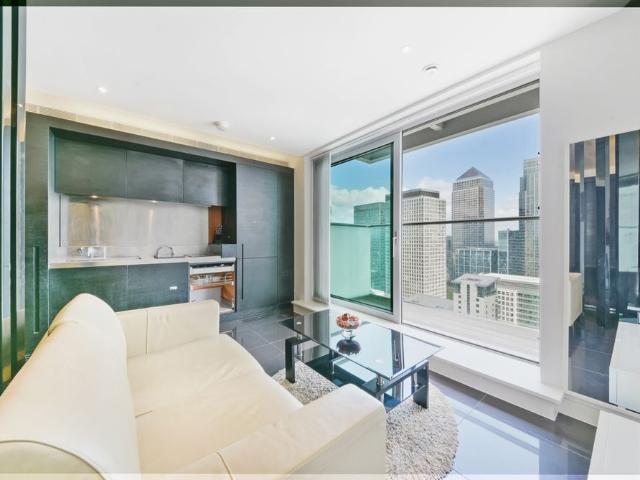Studio for rent in Isle Of Dogs, Greater London