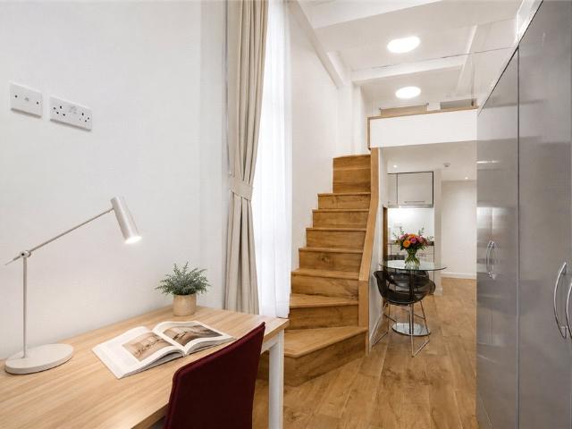 Studio for rent in Earl's Court, Greater London