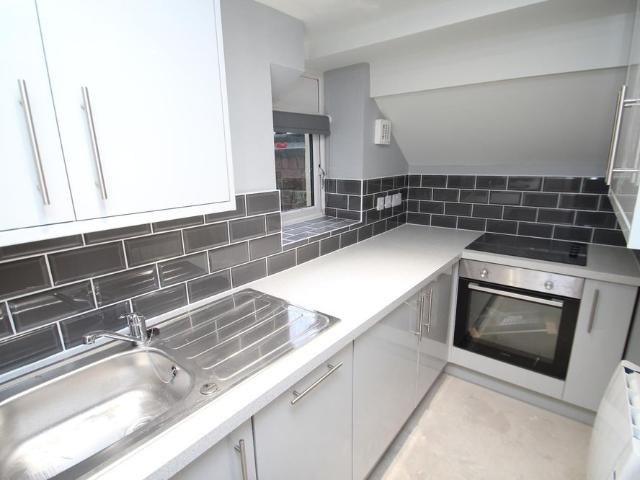 Studio for rent in Chapel Allerton, West Yorkshire