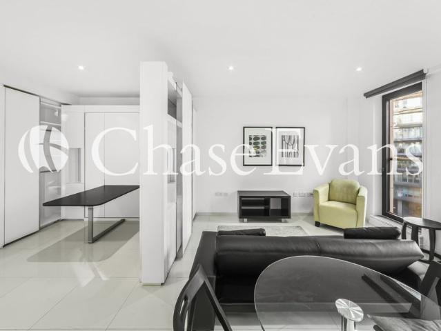 Studio for rent in Isle Of Dogs, Greater London