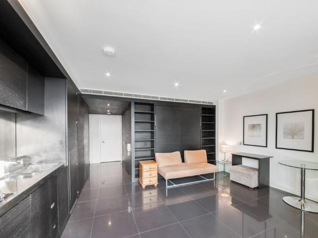 Studio for rent in Isle Of Dogs, Greater London