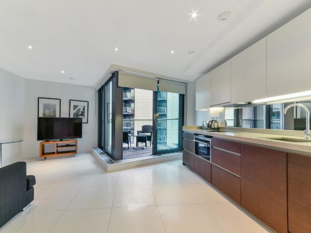 Studio for rent in Isle Of Dogs, Greater London