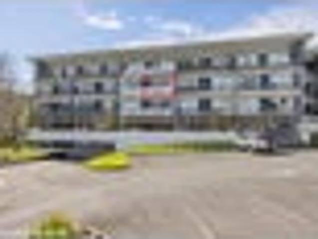 Apartment for sale in Paremoremo