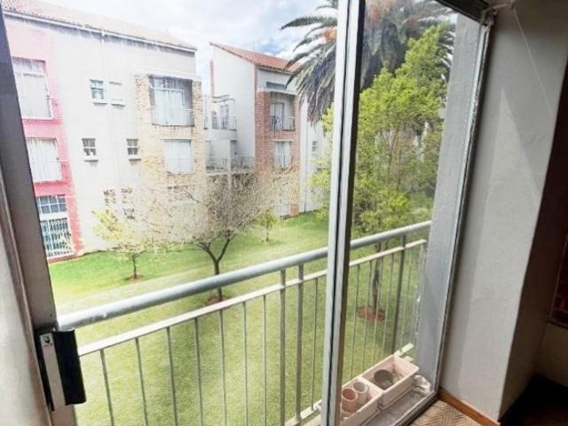 Apartment for rent in Houghton Estate, Johannesburg