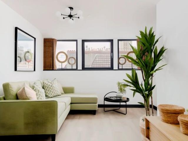 Studio for rent in City Centre, Feckenham