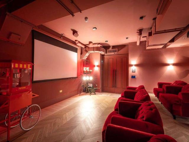 Studio for rent in Brondesbury, Isle Of Man