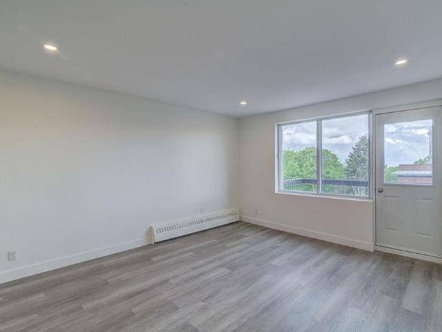 Apartment for rent in St. Leonard's, Quebec