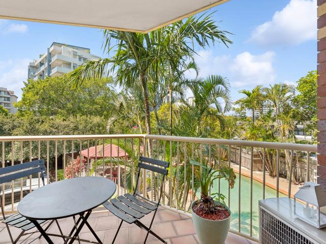 Granny Flat for rent in Toombul, Queensland