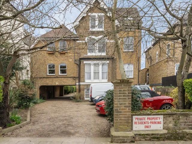 Studio for rent in London Borough of Ealing, Greater London