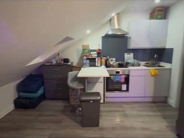 Studio for rent in Stirchley, West Midlands
