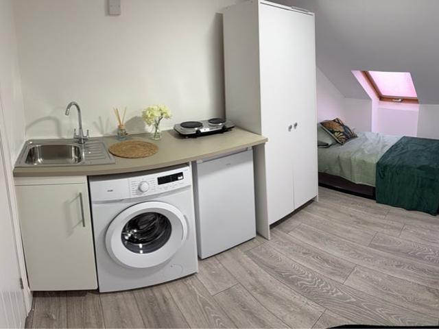 Studio for rent in Leyton, Greater London
