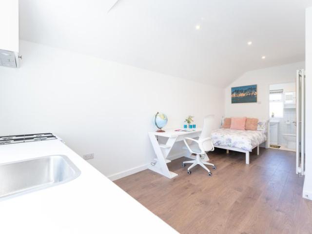 House for rent in Chesterton, Arbury