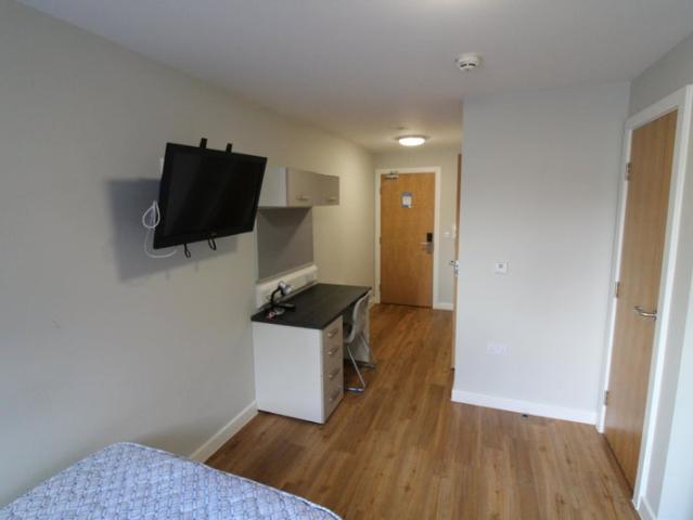 Studio for rent in City Centre, Isle Of Man