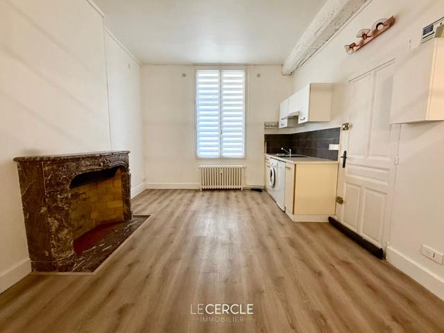 Studio location à Senlis, Mont-l'evêque