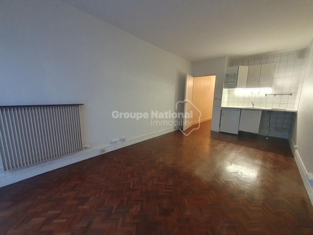 Studio location à Versailles