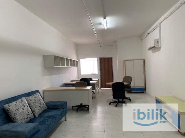 Room for rent in Petaling, Alam Impian