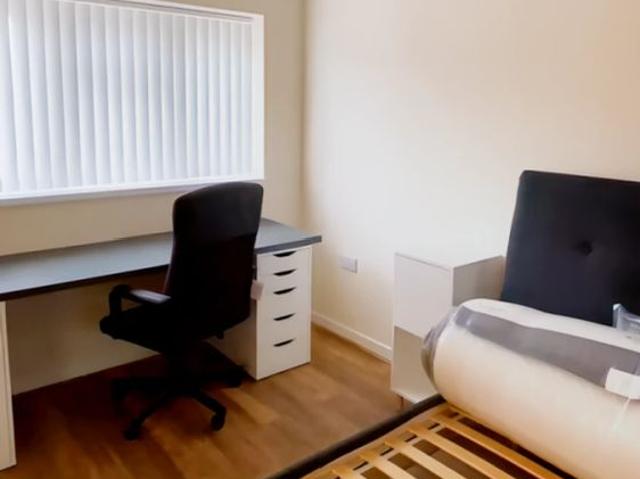 Studio for rent in Cannon Park, West Midlands