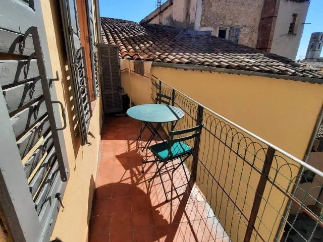 Studio location à Grasse