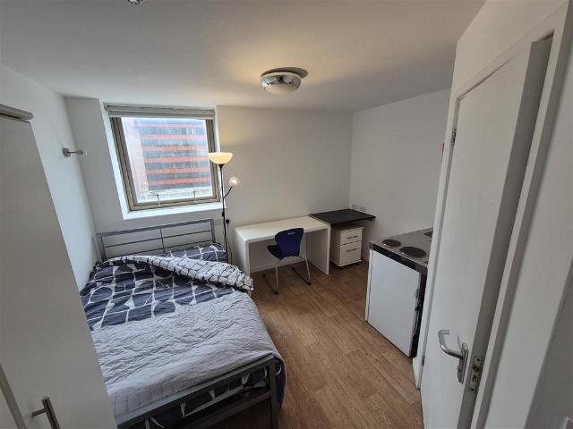 Apartment for rent in Lansdowne, Bournemouth