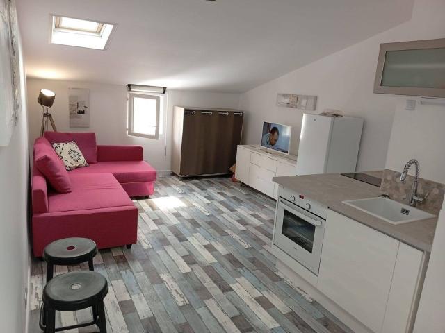 Studio location à Pré Fety, Courcelles