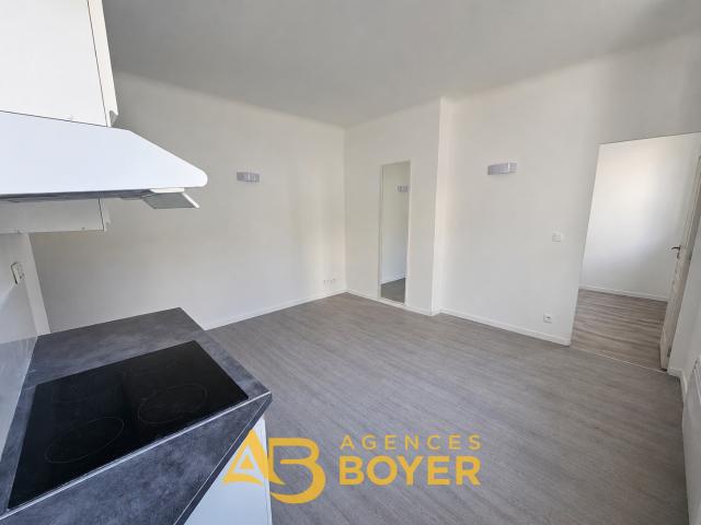 Appartement location à Arrondissement de Toulon, Bandol