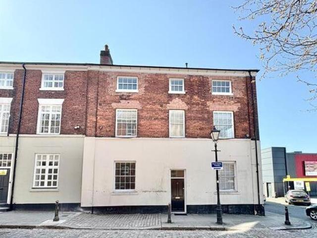 House for rent in Goldthorn Hill, Compton