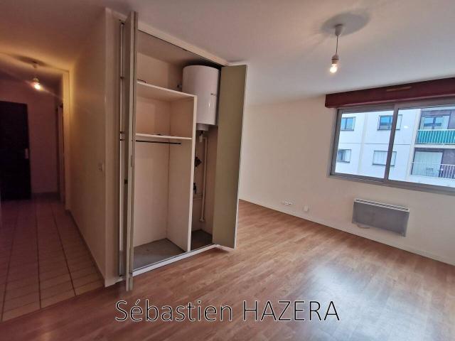 Studio location à Bordeaux, Port de la Lune, Bordeaux