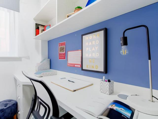 Studio for rent in Calton, Scotland