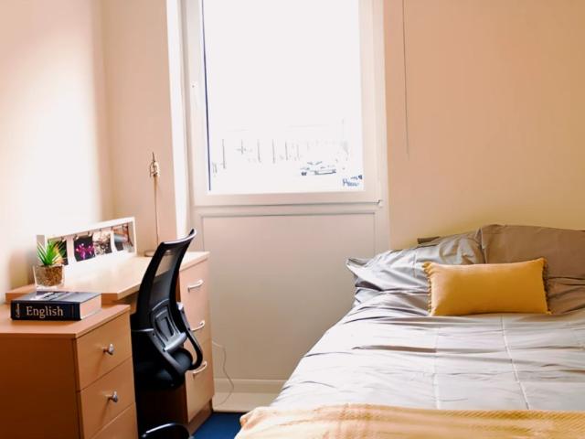 Studio for rent in Bede Island, Leicester