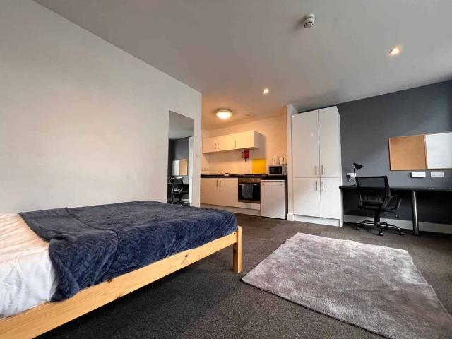 Studio for rent in Haddon, East Midlands