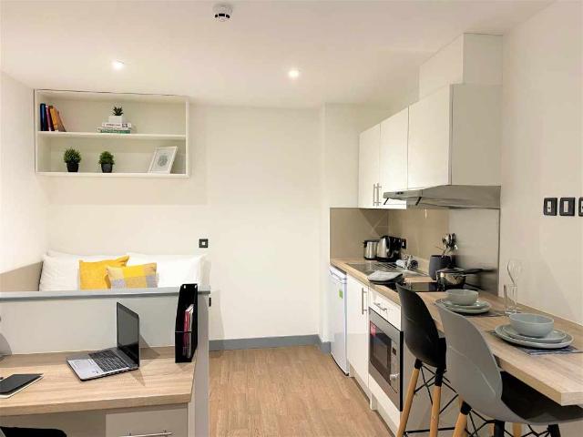 Studio for rent in Belfast, Cathedral Quarter