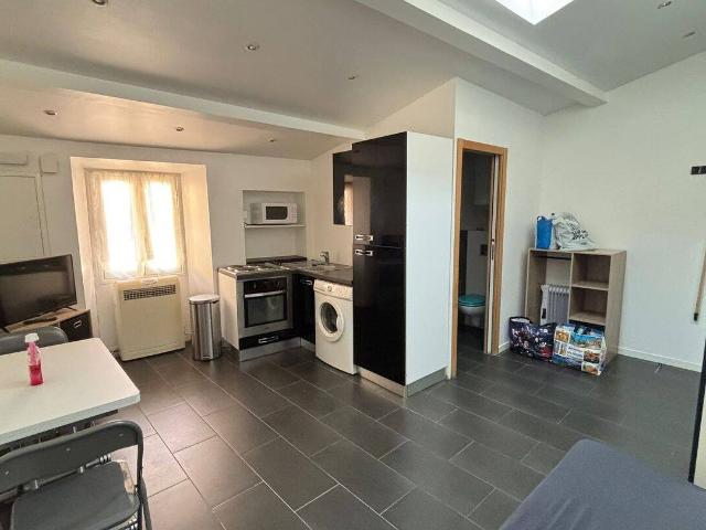 Studio location à Castellar, Alpes-Maritimes
