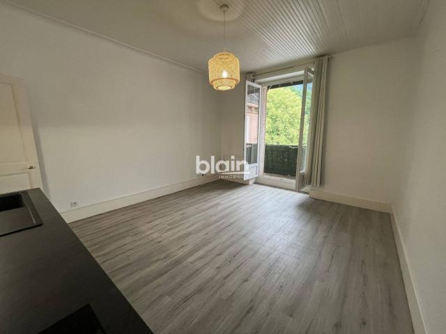 Studio location à Vaulnaveys-le-Haut, Isère
