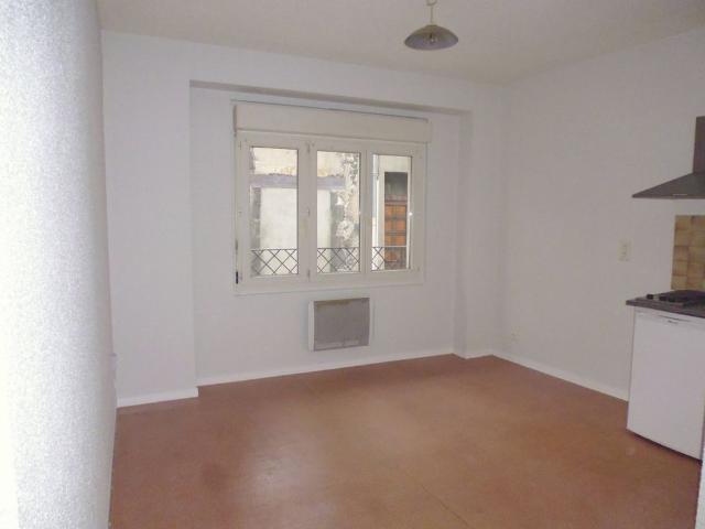 Studio location à Clermont-Ferrand, Aubière