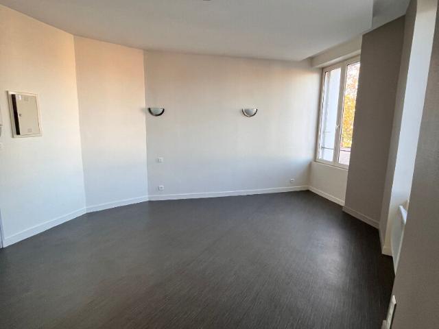 Studio location à Le Plateau, Poitiers