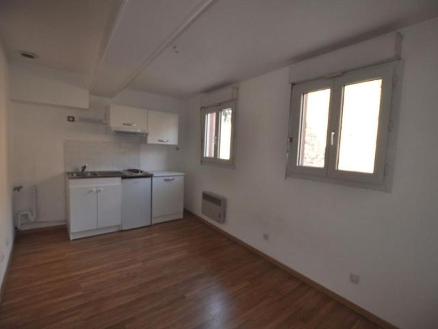Studio location à Hôtel de Ville, Chalon-sur-Saône