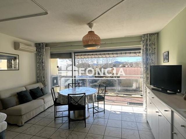 Appartement vente à Arrondissement de Toulon, Le Lavandou