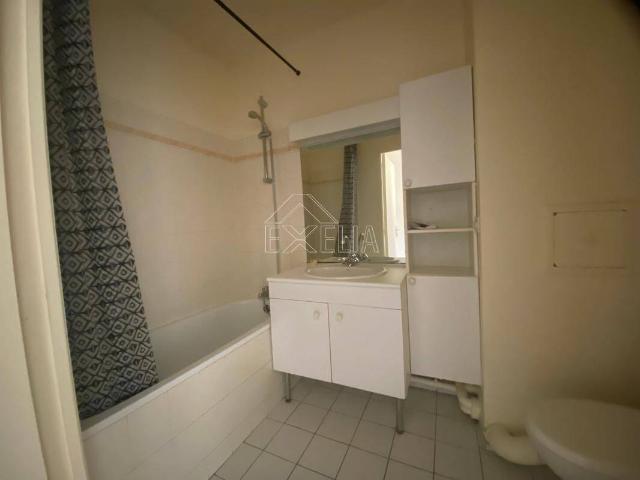 Studio location à Centre-ville, Mantes-la-Jolie