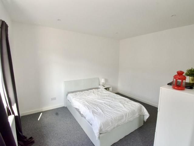 Studio for rent in Dollis Hill, Greater London