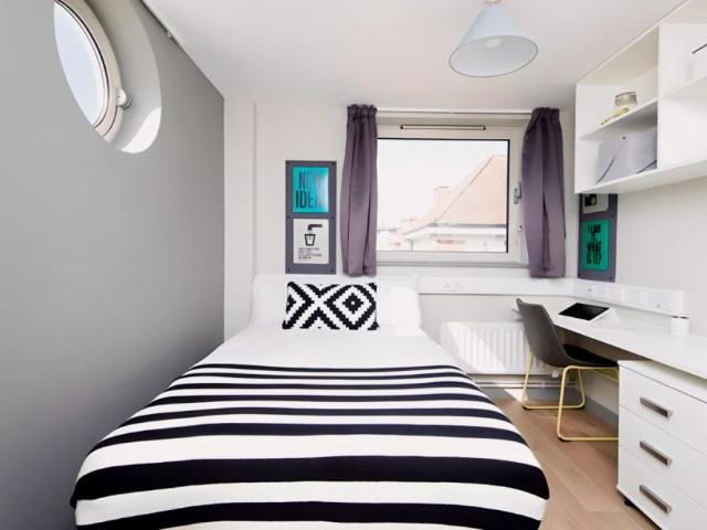 Studio for rent in St Luke's, Greater London