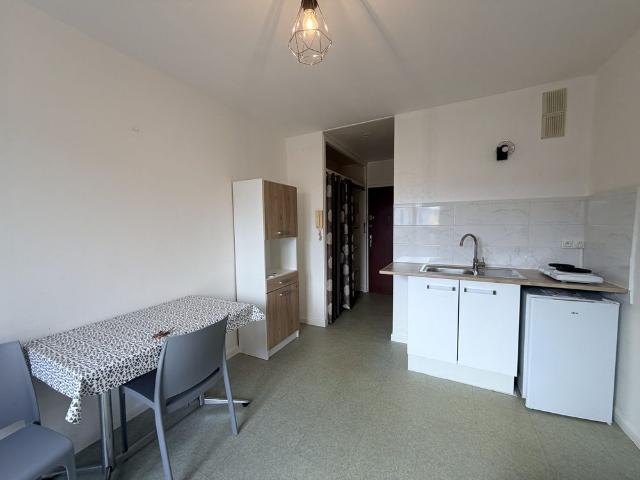 Studio location à Clermont-Ferrand, Clermont-ferrand