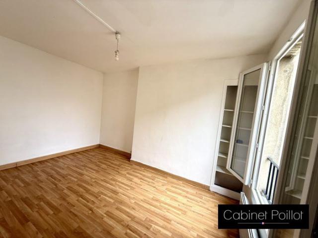 Studio location à Clichy, Hauts-de-Seine
