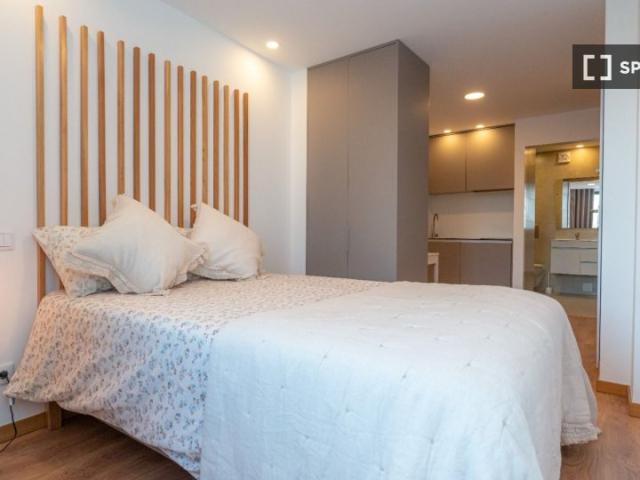 Estúdio alugar em Alto dos Barreiros, Coimbra