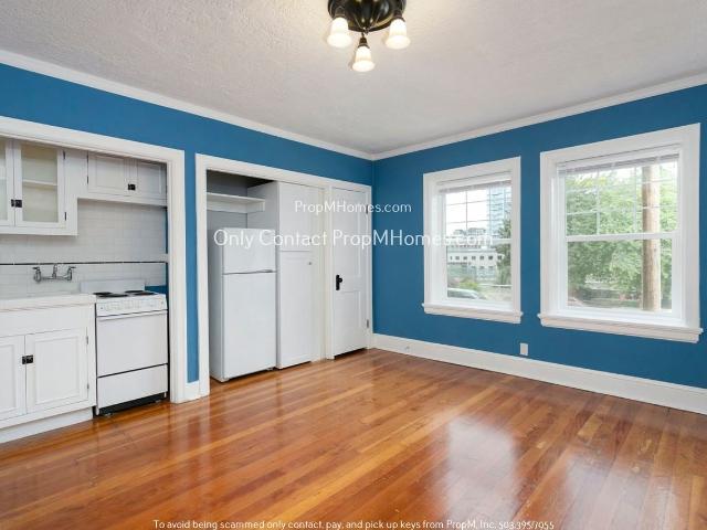 Condo for rent in Oregonia