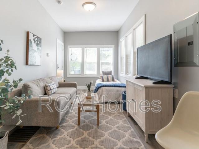 Condo for rent in Camby, Indiana