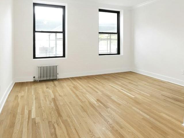 Condo for rent in Arverne, New York