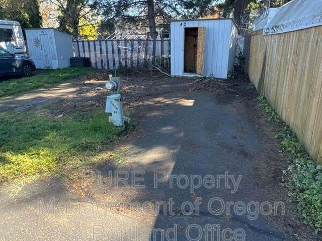 Condo for rent in Oregonia