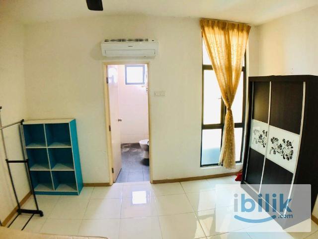Room for rent in Petaling, Alam Impian