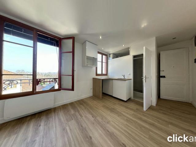 Studio location à Créteil